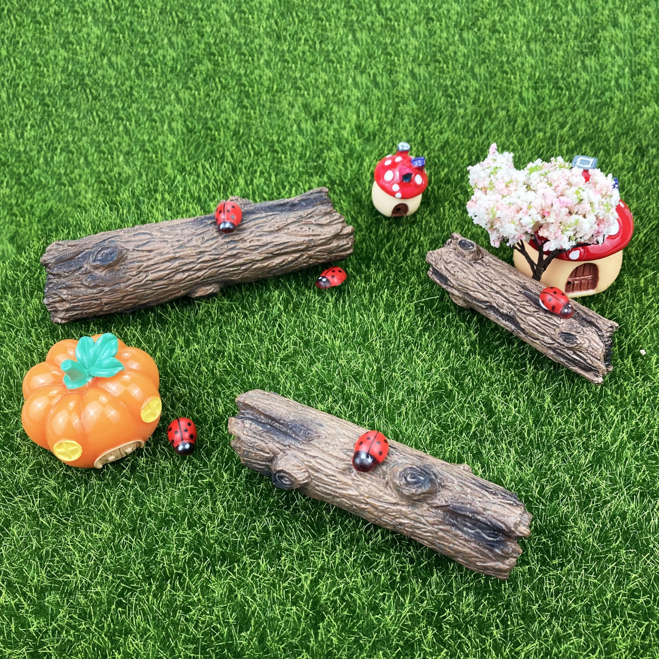 PIVNASY artificial rock variant A provides stable micro landscape decor.