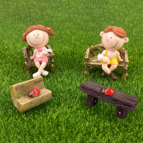 PIVNASY resin pieces resist fading to keep tiny scenes vibrant.