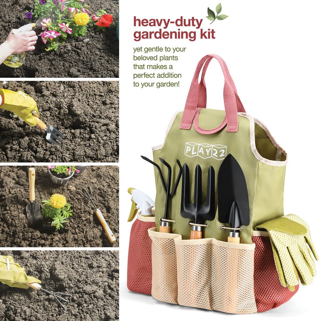 Play22 trowel ideal for transplanting and precise soil scraping.