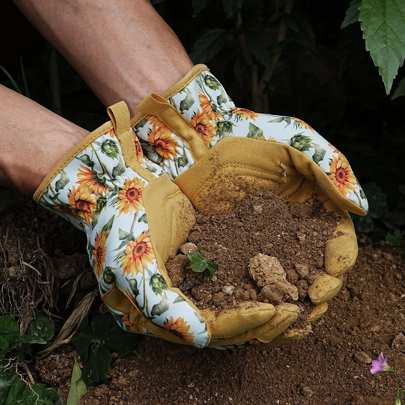 Pleneal comfortable fit supports long garden sessions