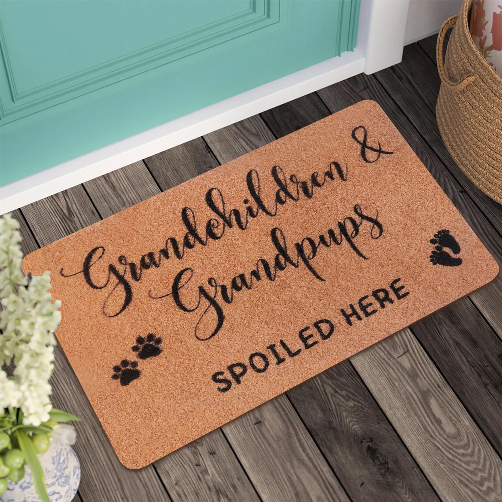 PLUJOYS slip resistant backing stabilizes the mat on the doorstep