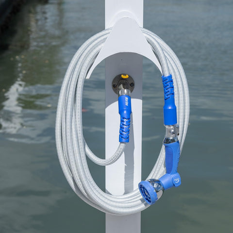 Pocket Hose Marine three-layer latex provides durable, leak-resistant performance.