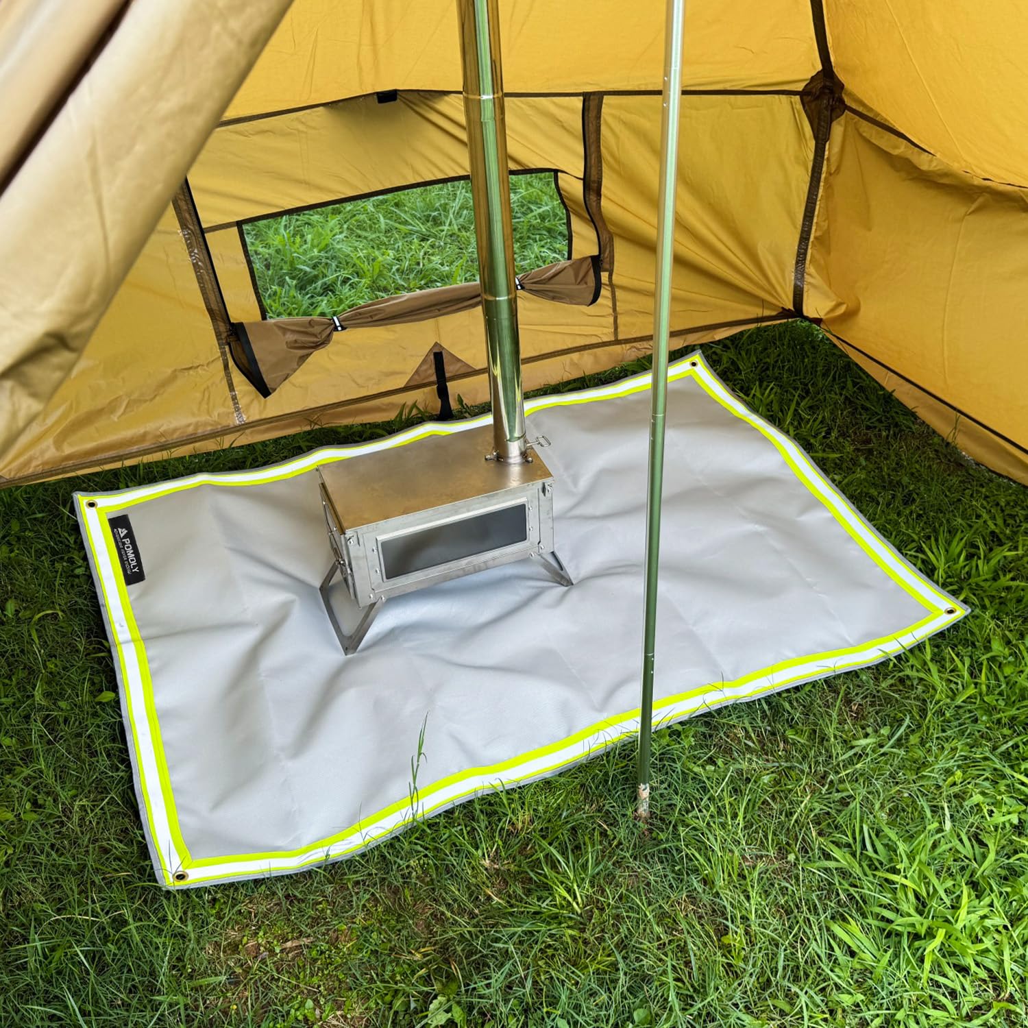 POMOLY fire pit mat grill setup with stable base