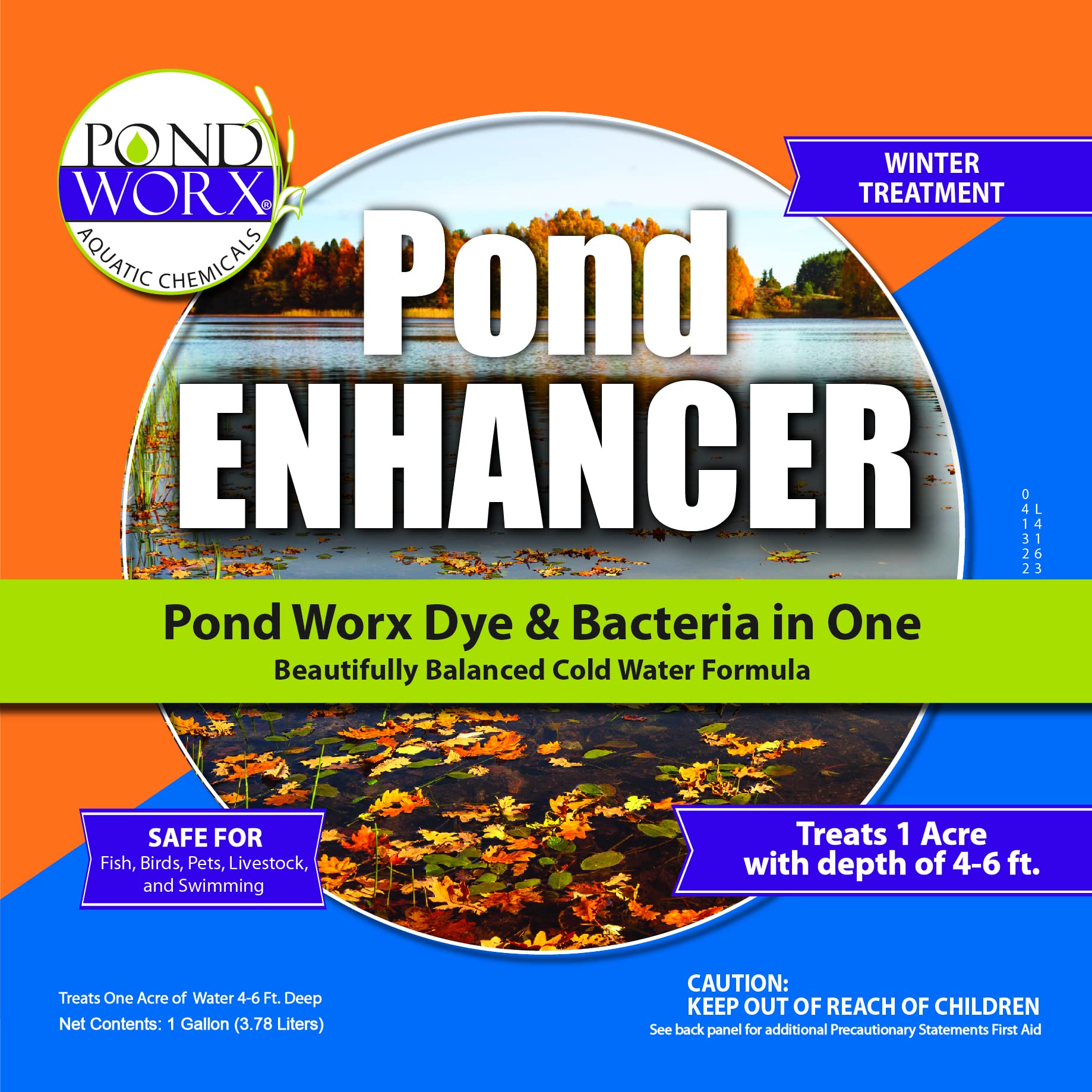 Pond Worx bacteria in water demonstrates natural cleaning action for clarity