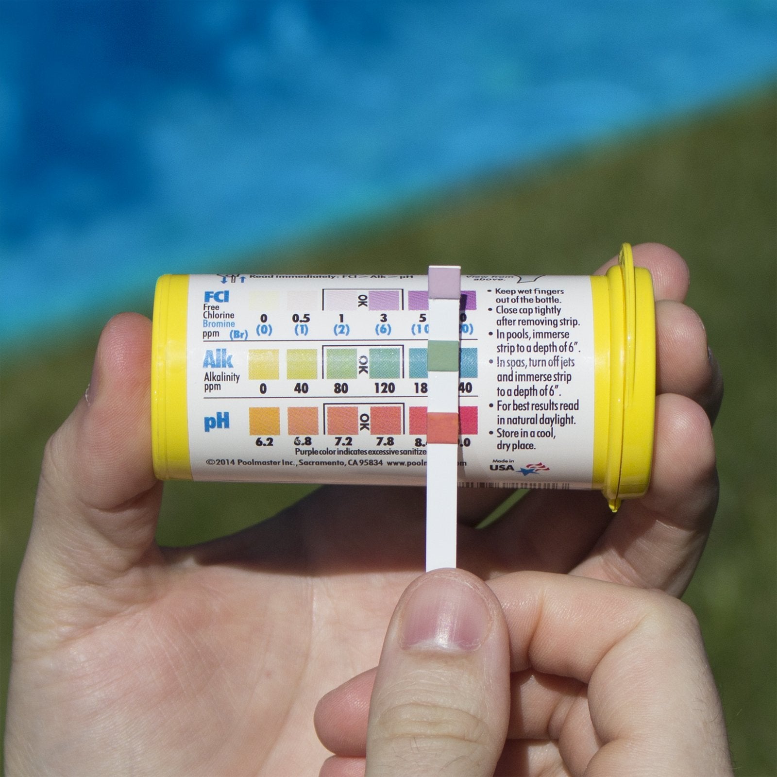 Poolmaster 22200 strip used in in-ground pool for four-parameter reading