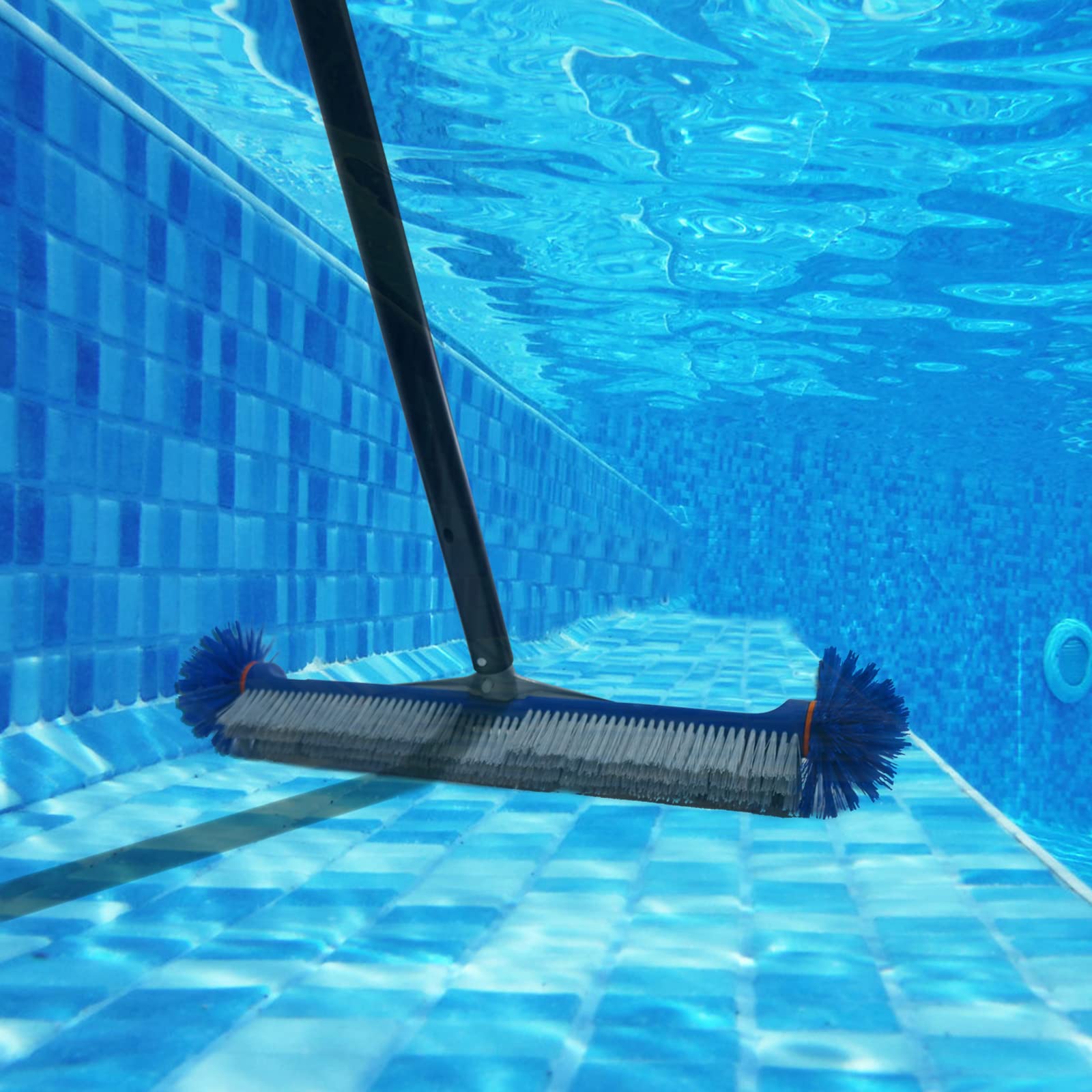 Poolvio Pro 17.5-inch wide sweep covers more surface area
