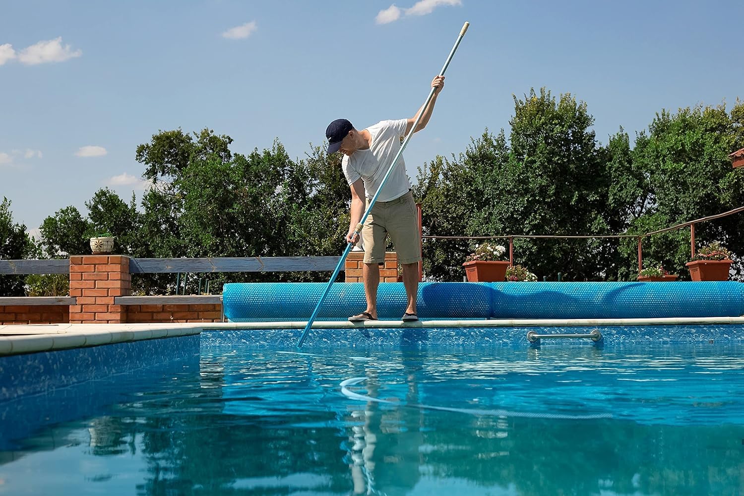 Great for routine pool maintenance like skimmer nets and vacuum heads.