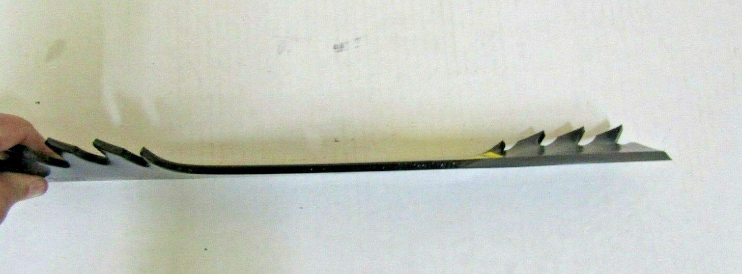 PPP Predator 3 blade edge close-up showing sharp edge for precise cutting