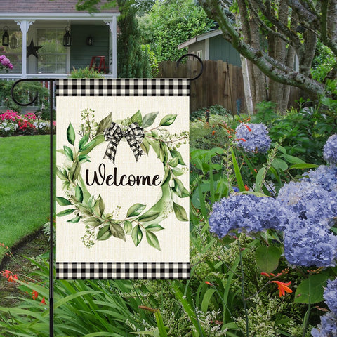 PQVRTMO double-sided garden flag shows patterns clearly from both sides