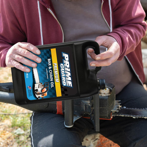 Prime Guard Bar & Chain Oil tackiness promotes long-lasting lubrication.