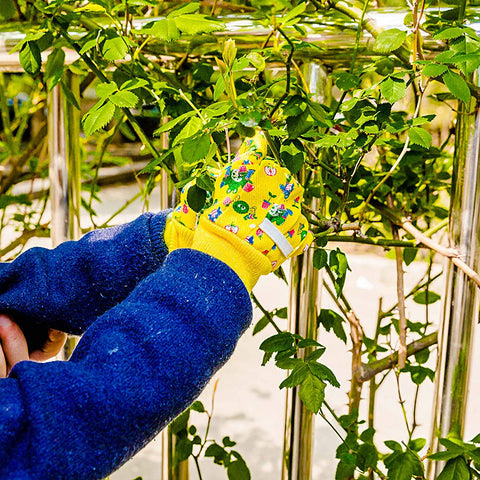 PROMEDIX P Kids Garden Gloves three prints promote playful gardening activities.