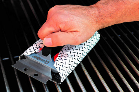 Proud Grill Q-Swiper built-in scraper removes burnt-on residue