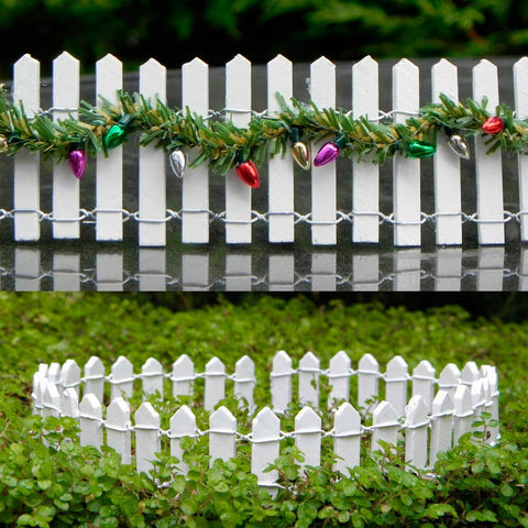 Prsildan white wood fence panel 40 inches in two-pack for layouts.