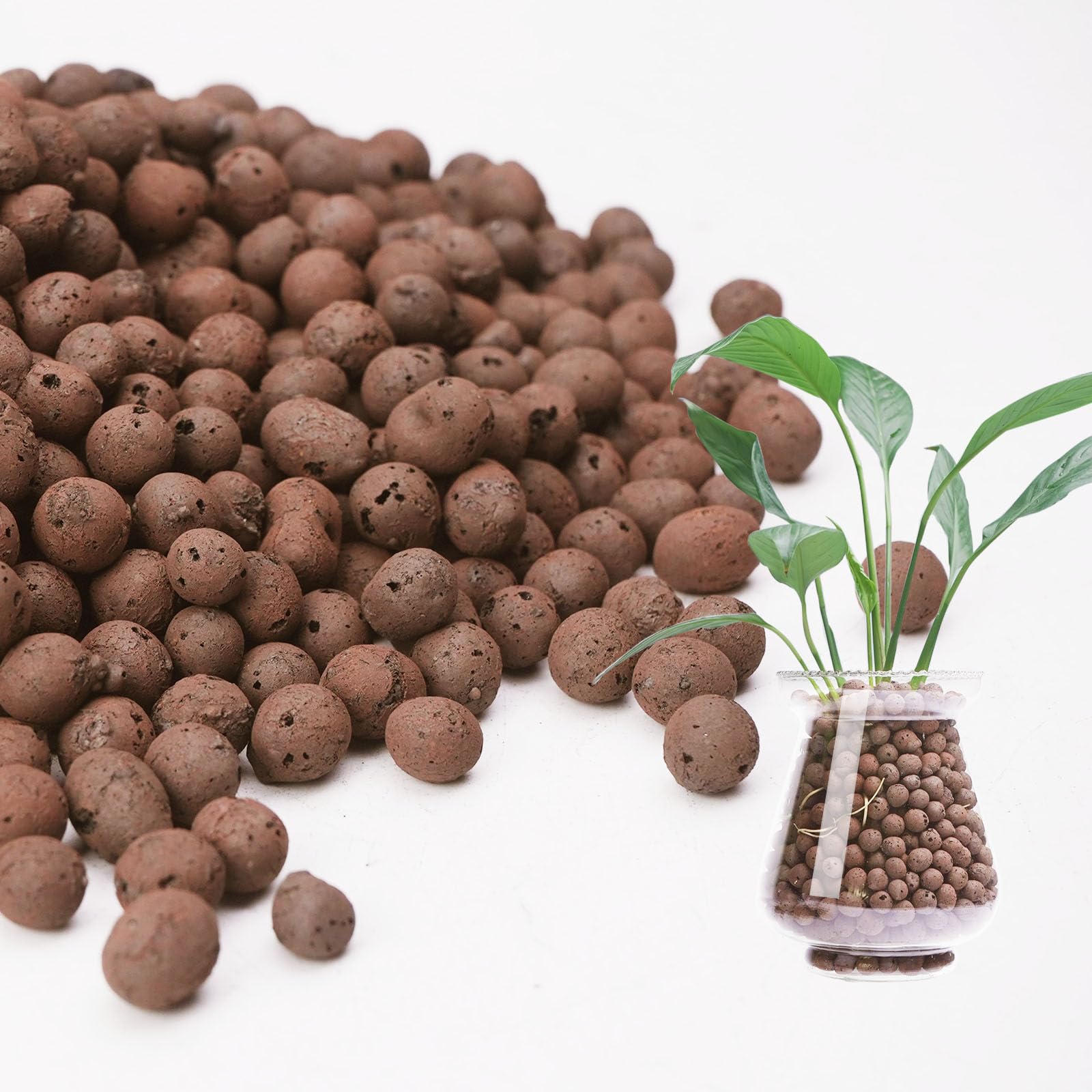 Pulovin LECA pebbles bag with 4-16mm size for drainage and aeration.