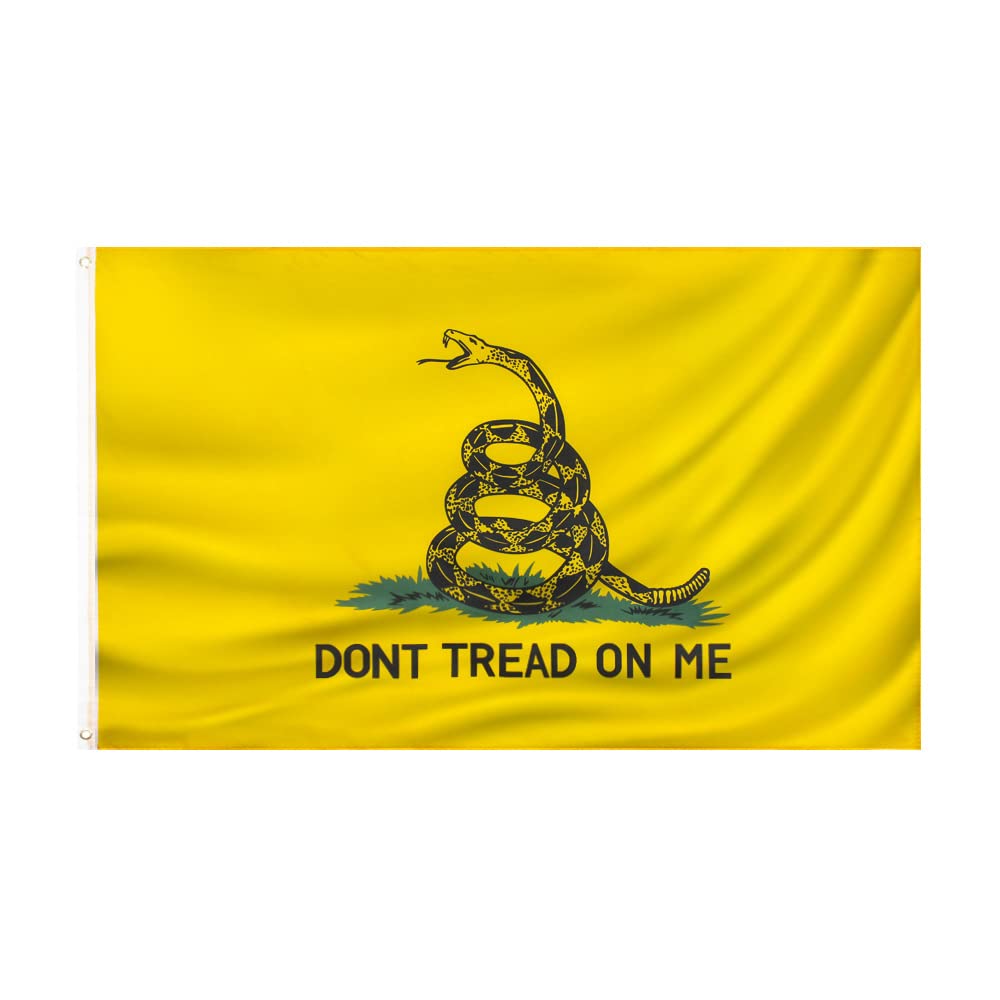 PZACHUGY Dont Tread On Me flag 3x5ft outdoor-ready and lightweight for easy display.