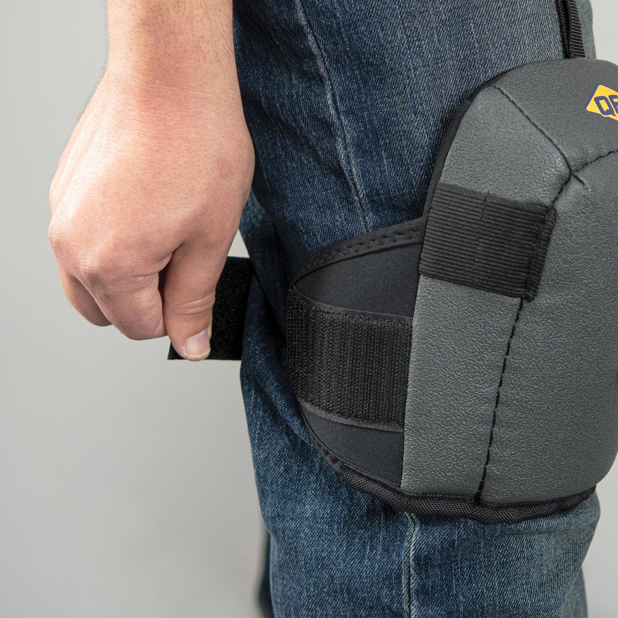 QEP odor-resistant knee pads stay fresh thanks to soft inner lining.