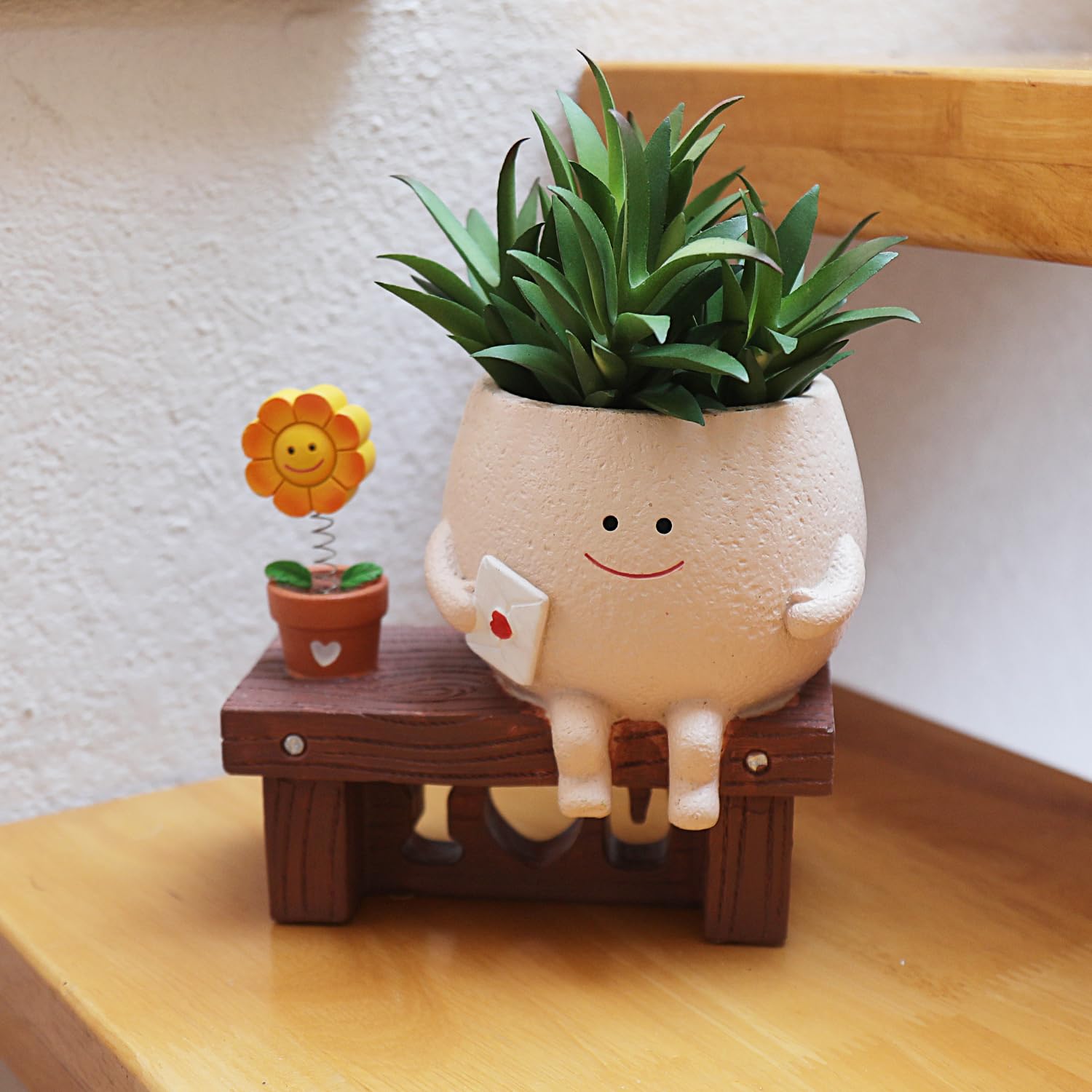 QIAOLY resin plant pot cute decor for living room or porch