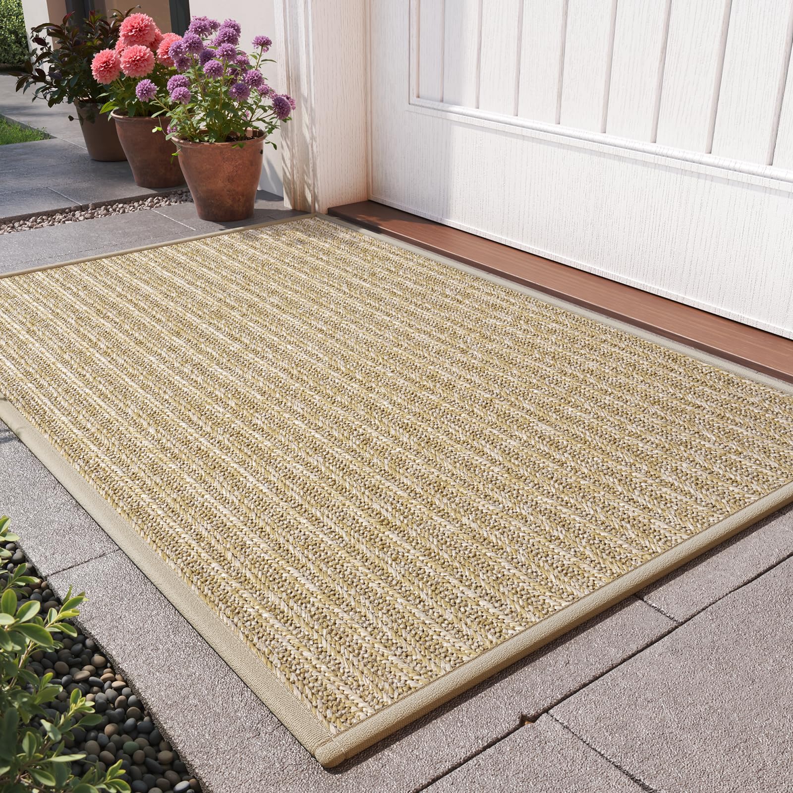 QiCaiJia front door mat 17x30 traps dirt and moisture at the doorway