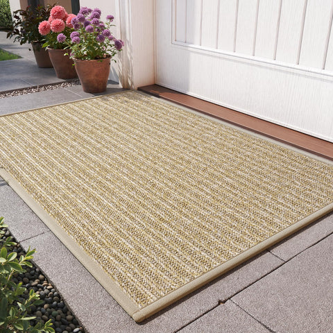 QiCaiJia front door mat 17x30 traps dirt and moisture at the doorway