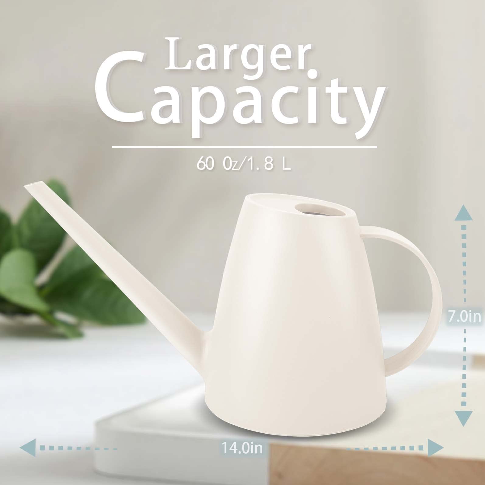 Qilebi 14-inch spout reaches soil edges without splashing.