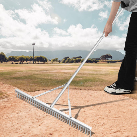 Qinyoung leaves and debris rake keeps lawn tidy through seasons