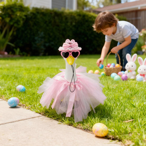 QIONG festive goose costume enhances yard charm for holidays.
