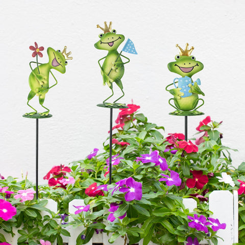 Qipade vividly colored frog designs brighten any path or patio display.
