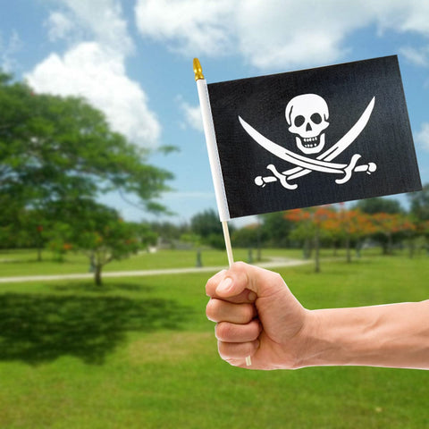 QQSD flags resist fading for repeated use at outdoor events.