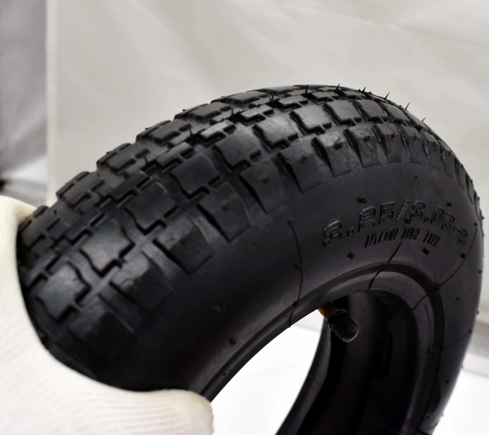 QsEzDo 4PR label highlights strength and load tolerance.