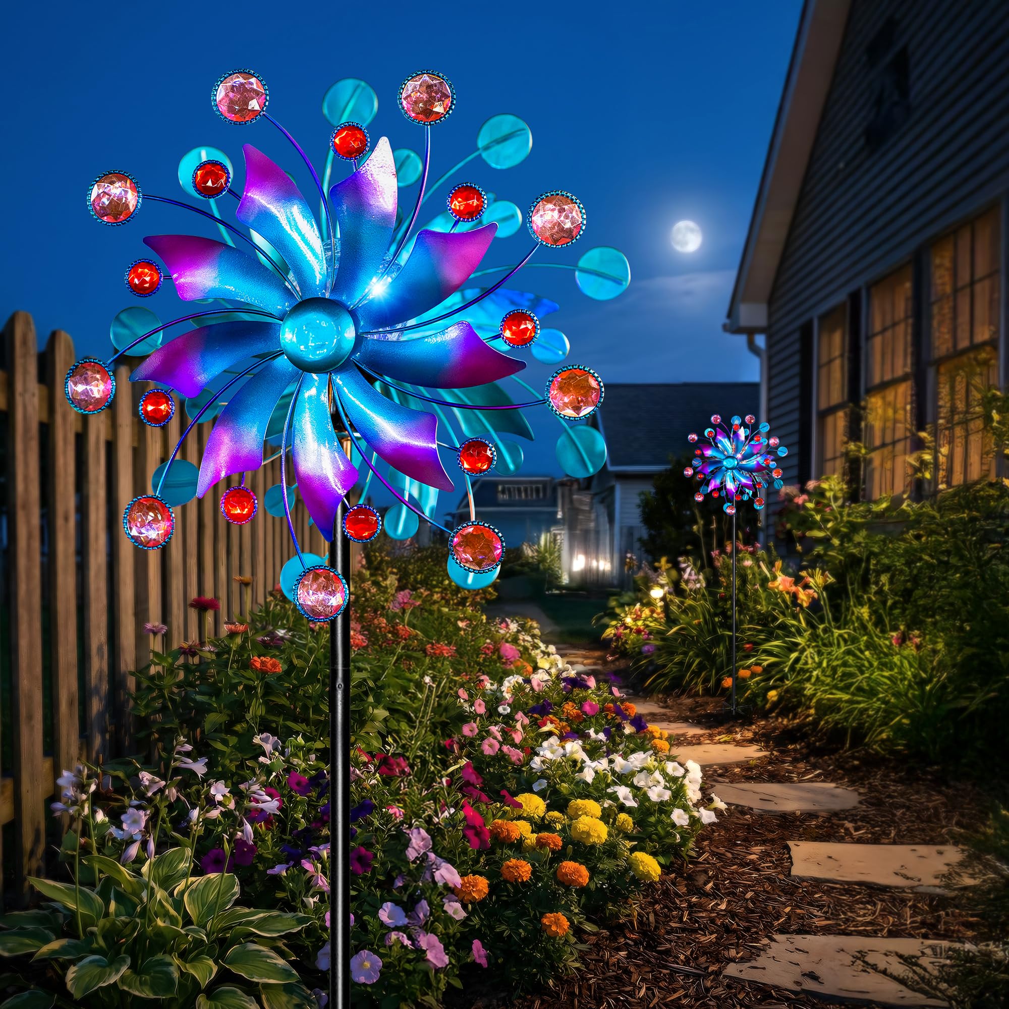 Qualdout Solar Wind Spinner with glass ball LED illuminating at dusk