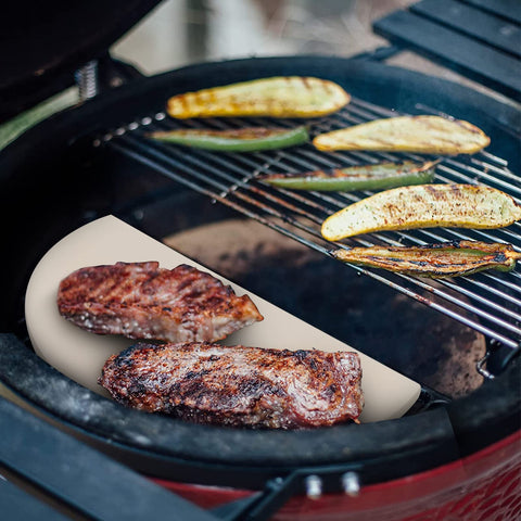 Quantfire ceramic heat deflector on Big Green Egg for roasting