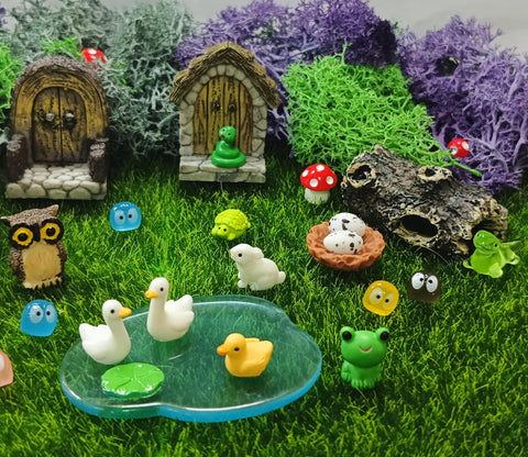 QuarenDen miniature garden decor set inspires creative DIY projects.