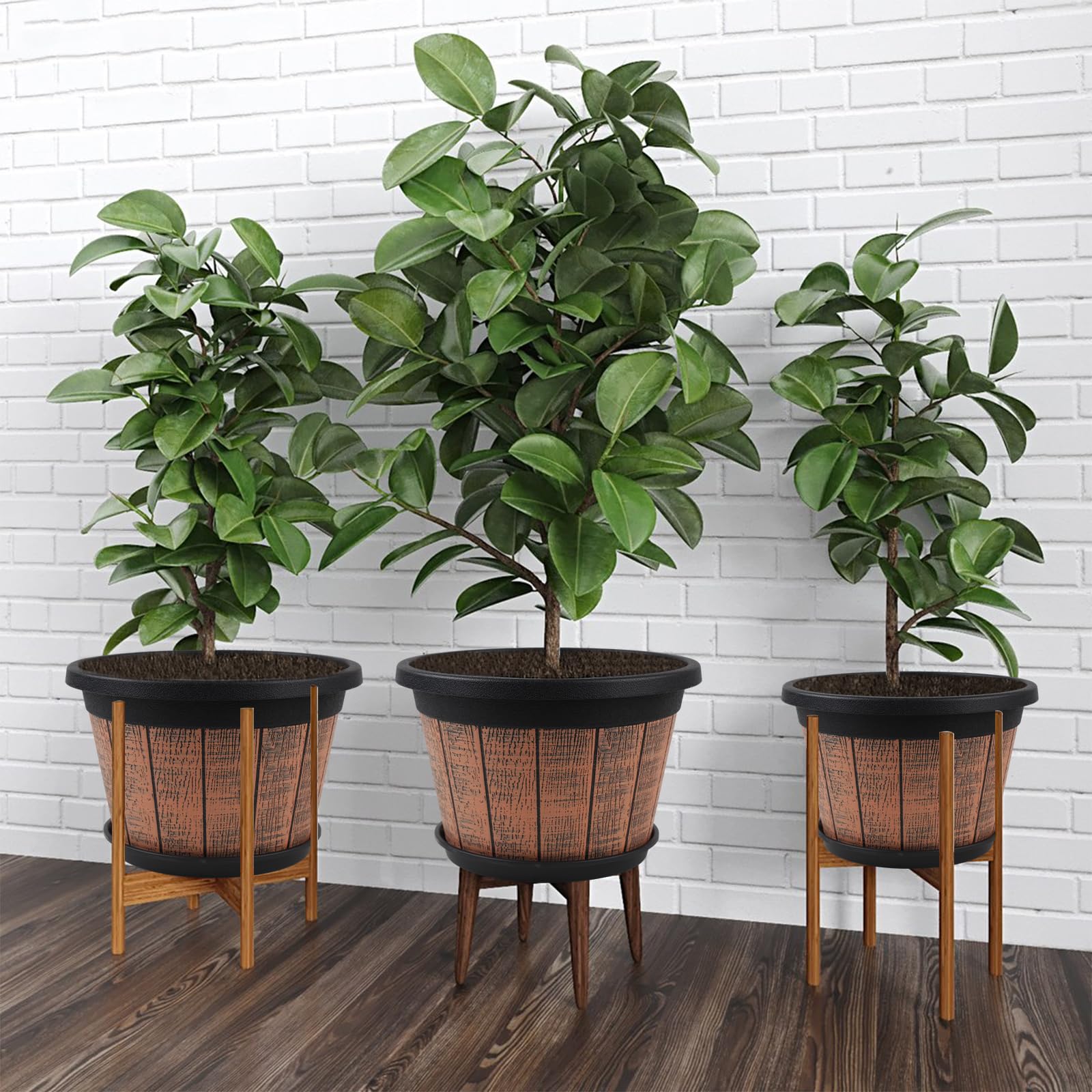 Quarut brown retro design planter set complements garden and balcony spaces.