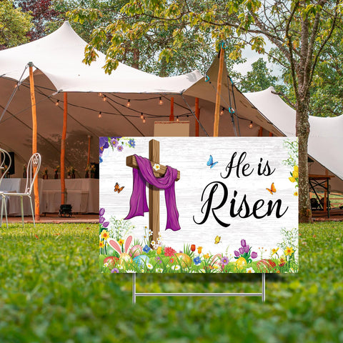 Queekay yard sign provides a welcoming focal point for lawns.