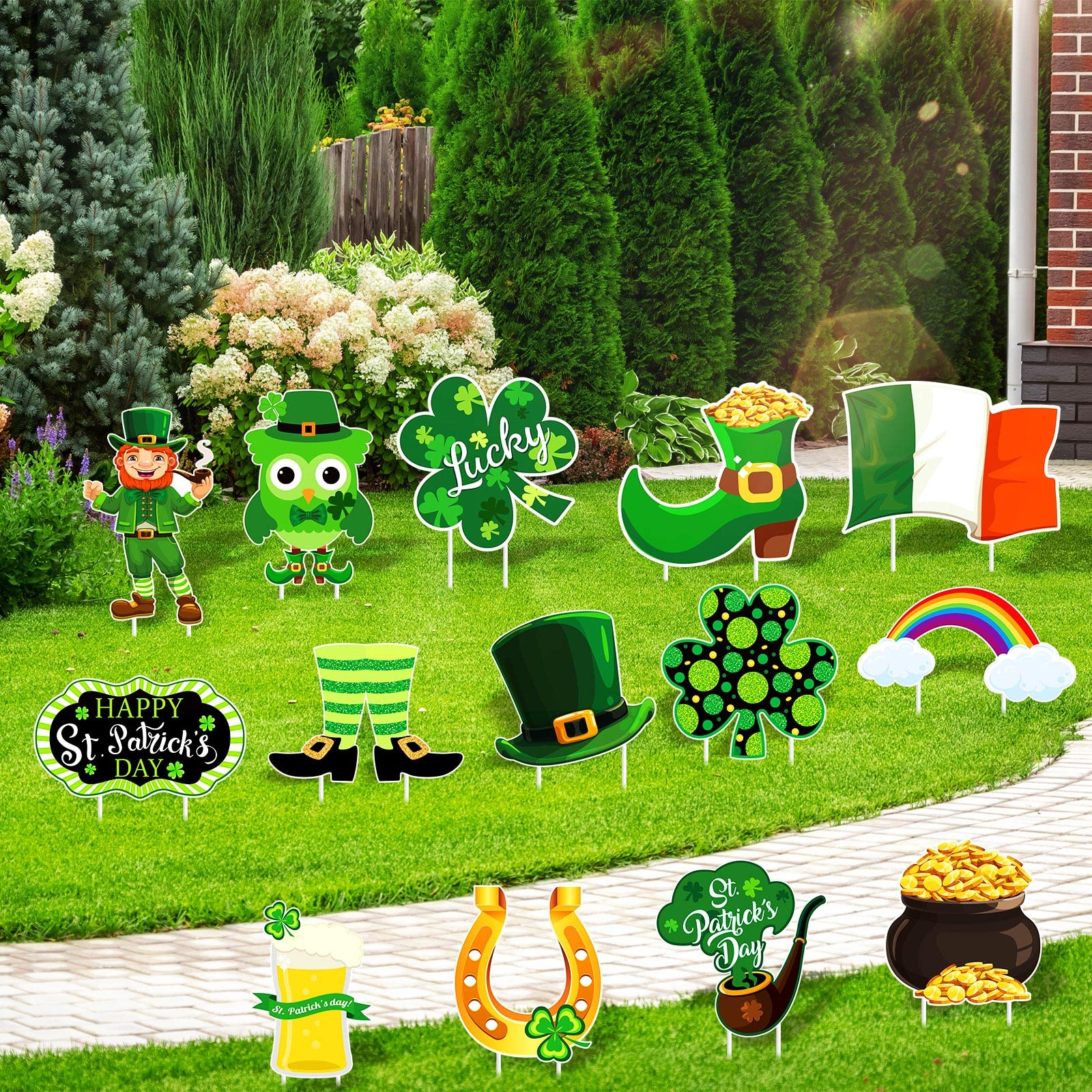 Queekay St Patrick's yard sign beer design adds party vibes.