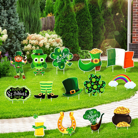 Queekay St Patrick's yard sign beer design adds party vibes.