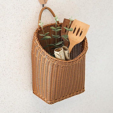 Quincry durable faux rattan frame resists moisture for indoor and outdoor use.