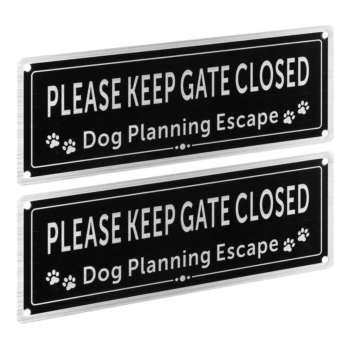 Qulkws dog gate sign with clear text for outdoor gate reminders.