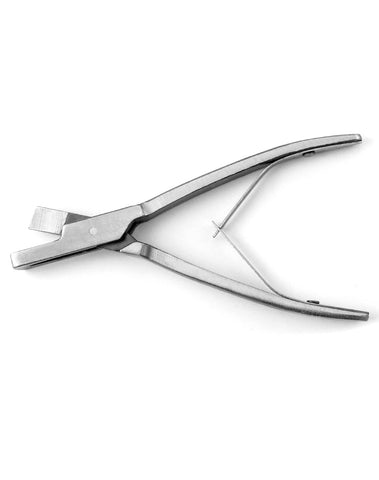 QWORK Pig Ear Tag Pliers durability test image demonstrates longevity.