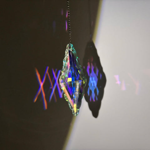 R REVOLEURT 3-pack prisms brighten porch or tree with light show