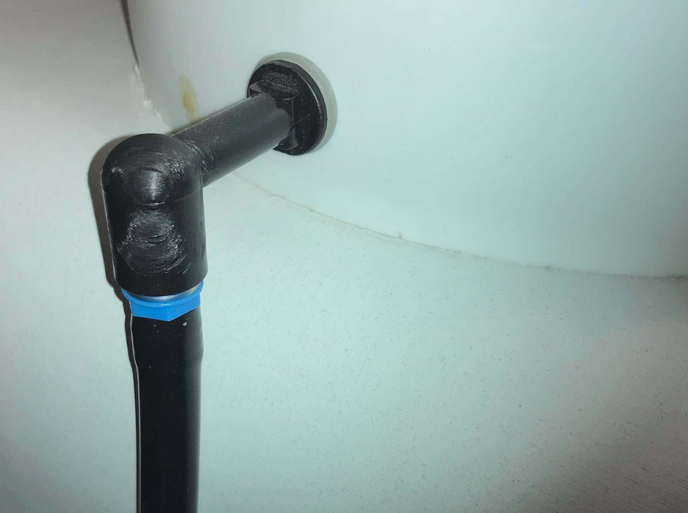 5/16 inch tubing compatibility ensures reliable flow for gravity feed lines