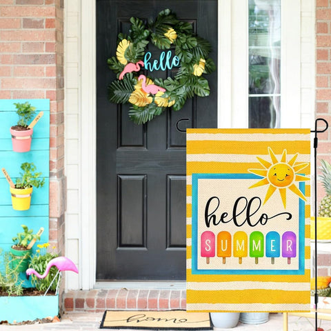 RABUSOFA HD digital print delivers crisp summer colors.