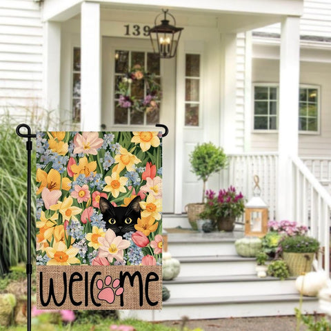 RABUSOFA weather-resistant-flag withstands elements while keeping colors vibrant across spring and summer.