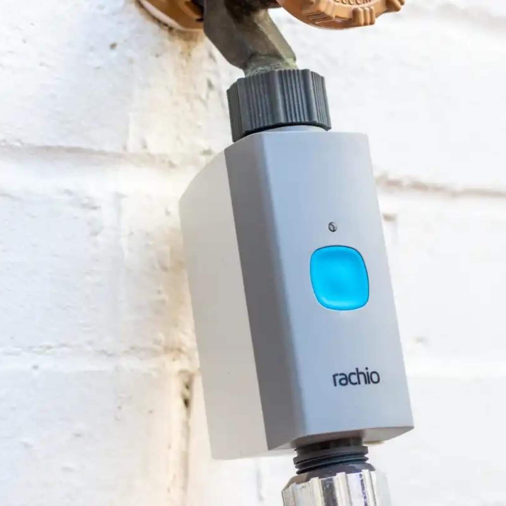 Rachio app shows flow alerts and low-battery warnings, helping stay in control.