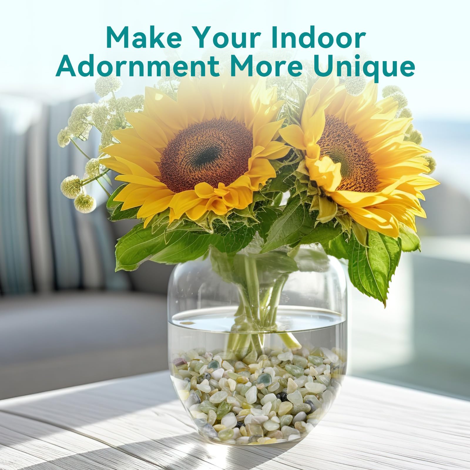Rahato bamboo terrarium gravel creates a natural backdrop.
