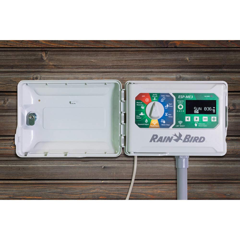 Rain-Bird ESPME3 LED indicators highlight status and alerts at a glance.