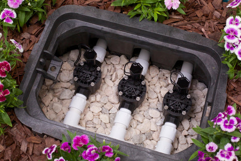 Close-up of Rain Bird HV100FF 1-inch inlet-outlet for durable connection.