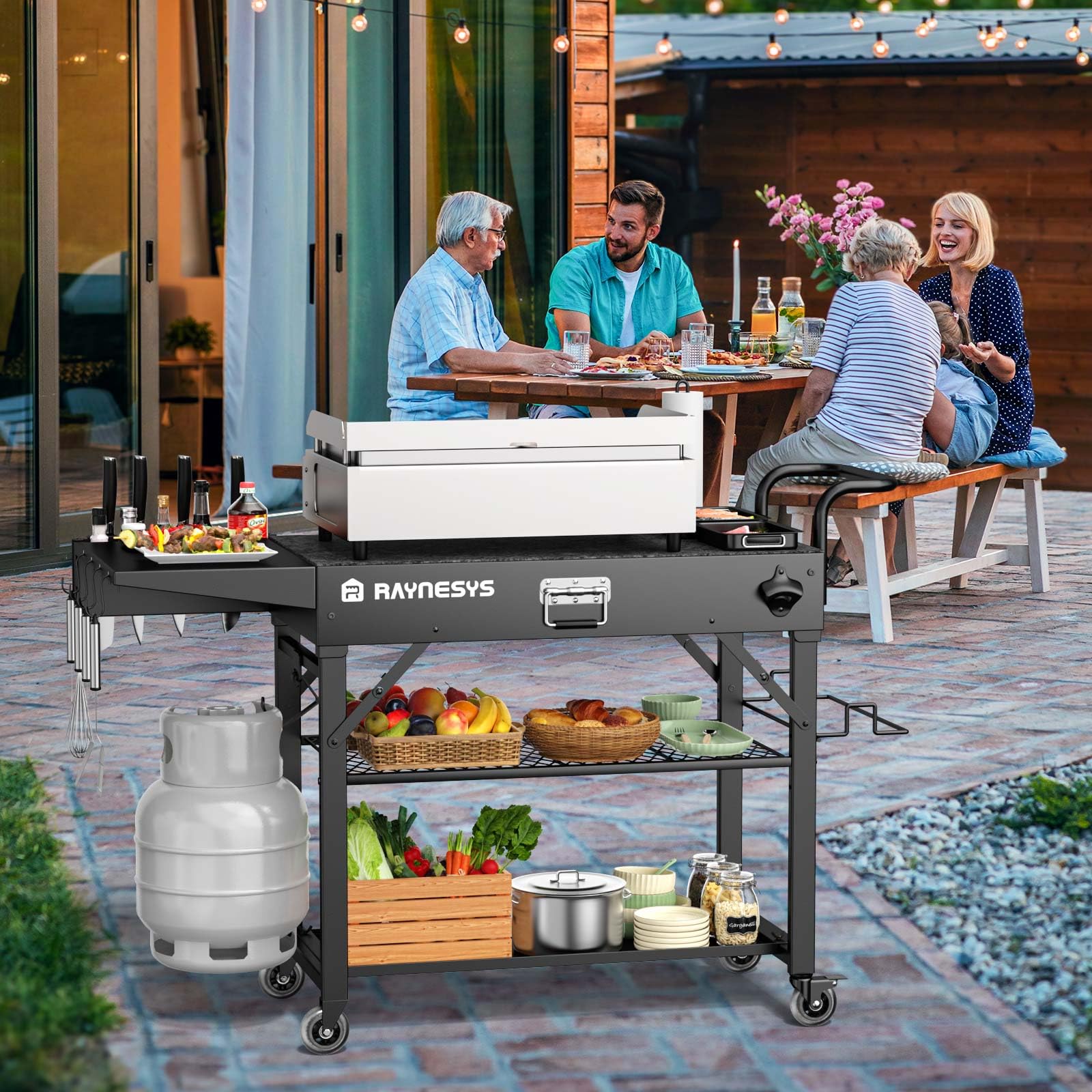 Raynesys 360-degree wheels with locking brakes for stable cooking