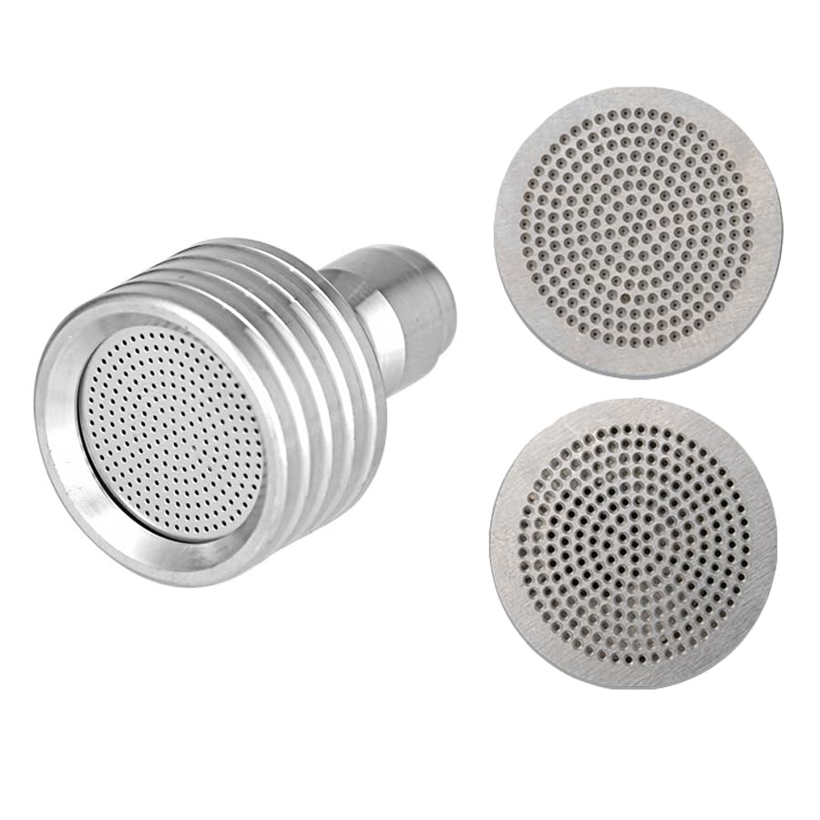 RecDec pressure washer nozzle with soft rain spray for gentle cleaning.