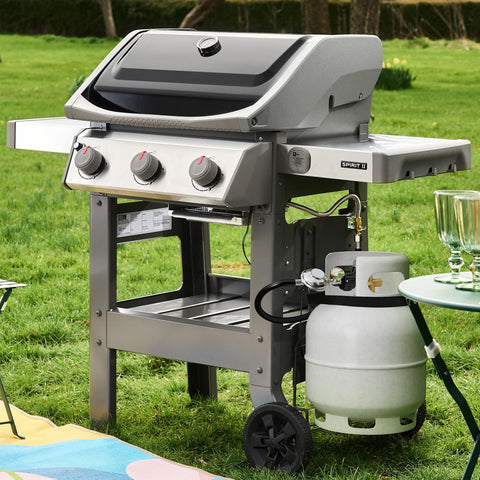 REDPANT regulator hose fitting Weber/Genesis-style grills for versatile outdoor cooking.